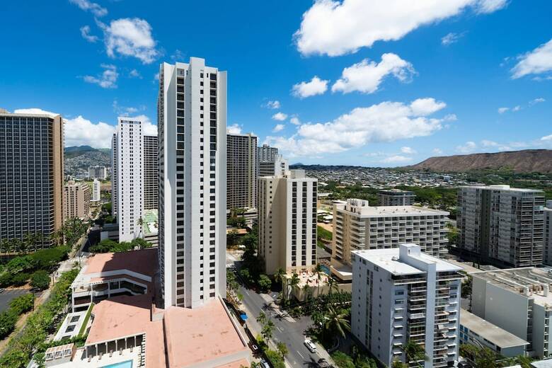 Hotel Waikiki Beach Marriott Resort & Spa