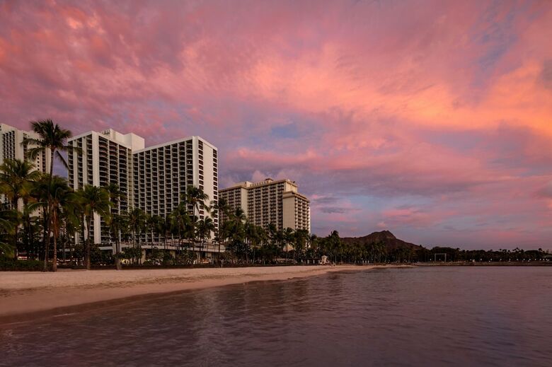 Hotel Waikiki Beach Marriott Resort & Spa