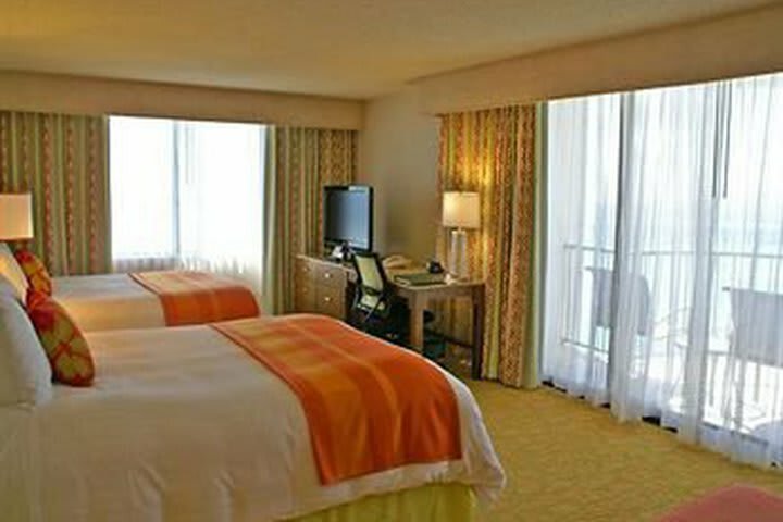 Hotel Waikiki Beach Marriott Resort & Spa