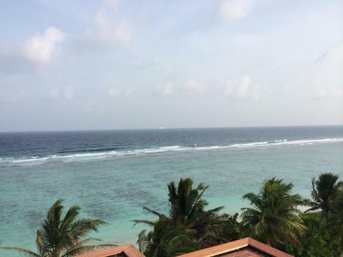 Airport Beach Hotel