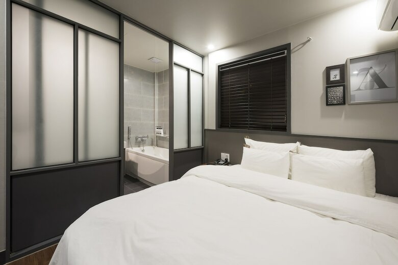 No.25 Hotel
