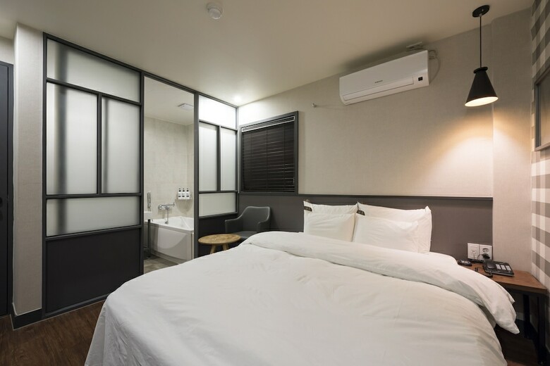 No.25 Hotel