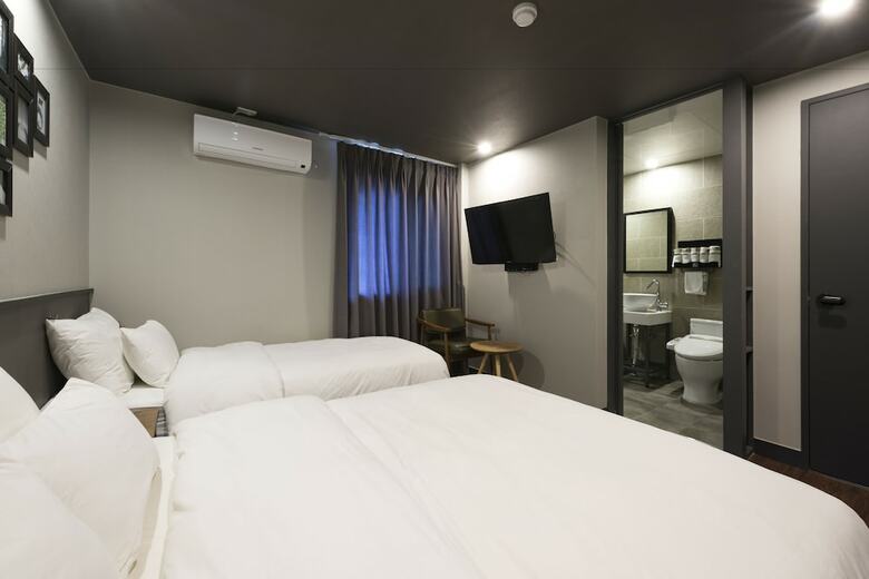 No.25 Hotel