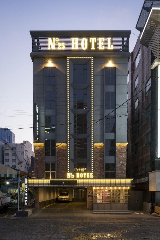 No.25 Hotel