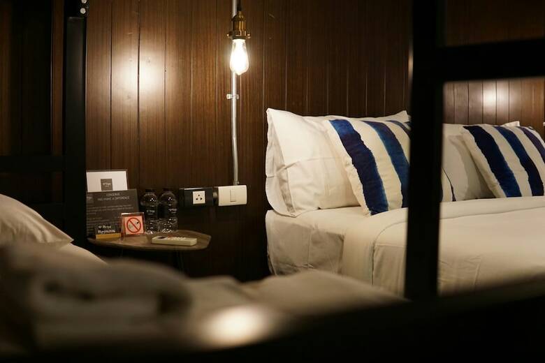Hostal Strips The Poshtel