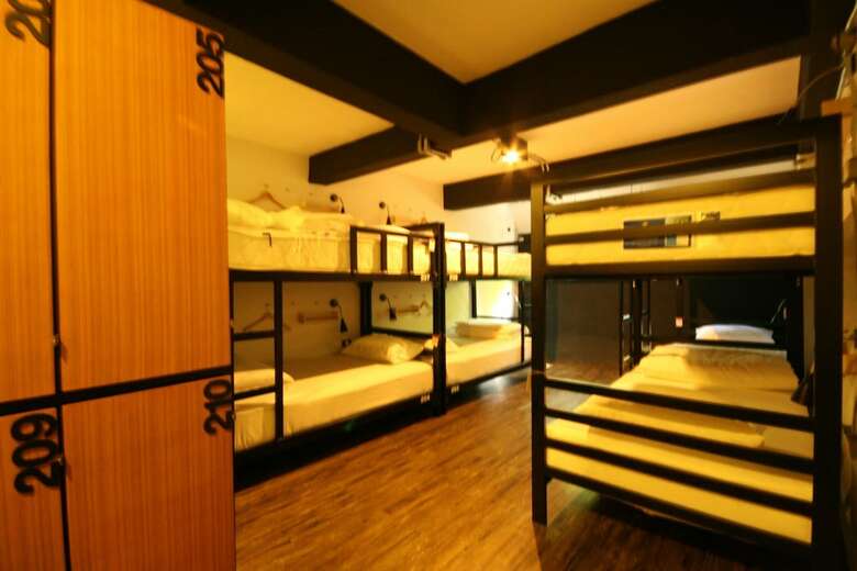 Hostal Strips The Poshtel