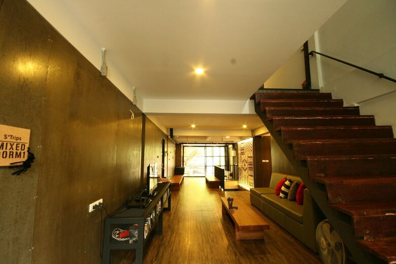 Hostal Strips The Poshtel