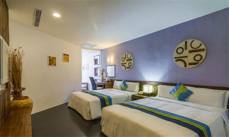 Hotel Ocean Breeze Inn