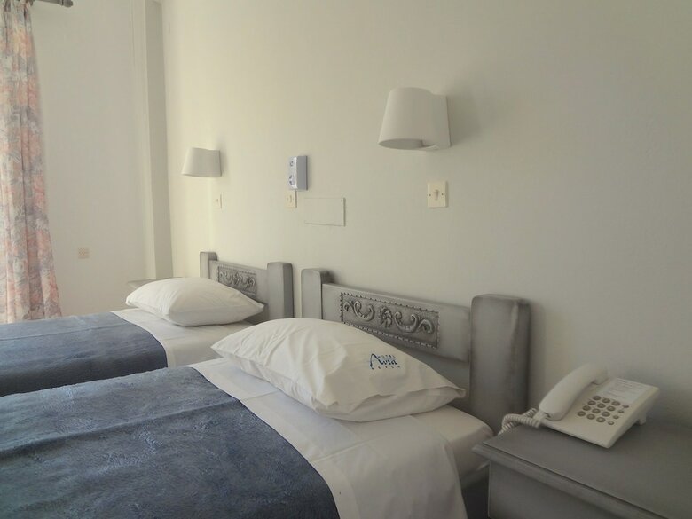 Avra Beach Hotel