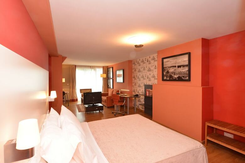 Mas Aparthotel Eu