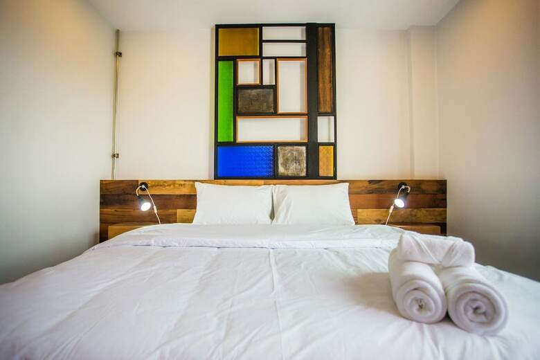 Hostal The Arak Bed Bar And Hostel