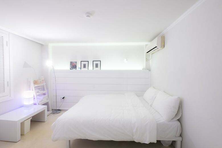 Hotel Canvas Hostel