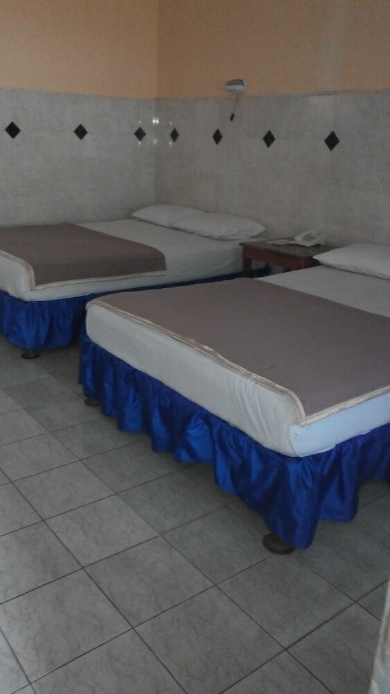 Moro Seneng Hotel And Resort