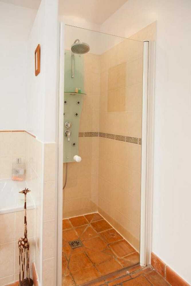 Hotel H�tel Au Charme Rabelaisien