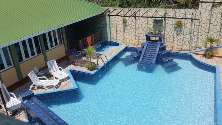 Hotel La Ribiera Del Lago Peten Itza