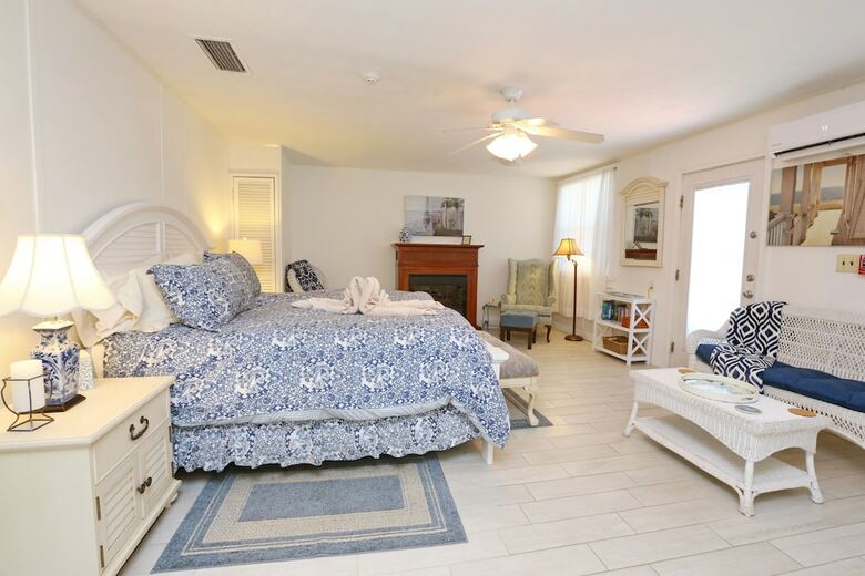 Beachfront Bed & Breakfast