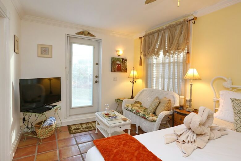 Beachfront Bed & Breakfast
