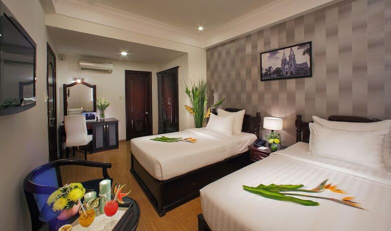 Sunrise Central Hotel