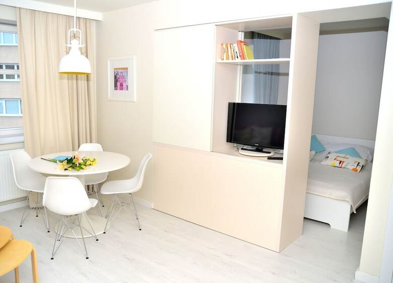 Top Apartments 2