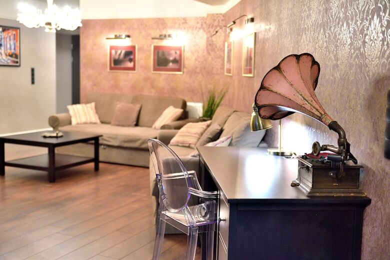 Top Apartments 2