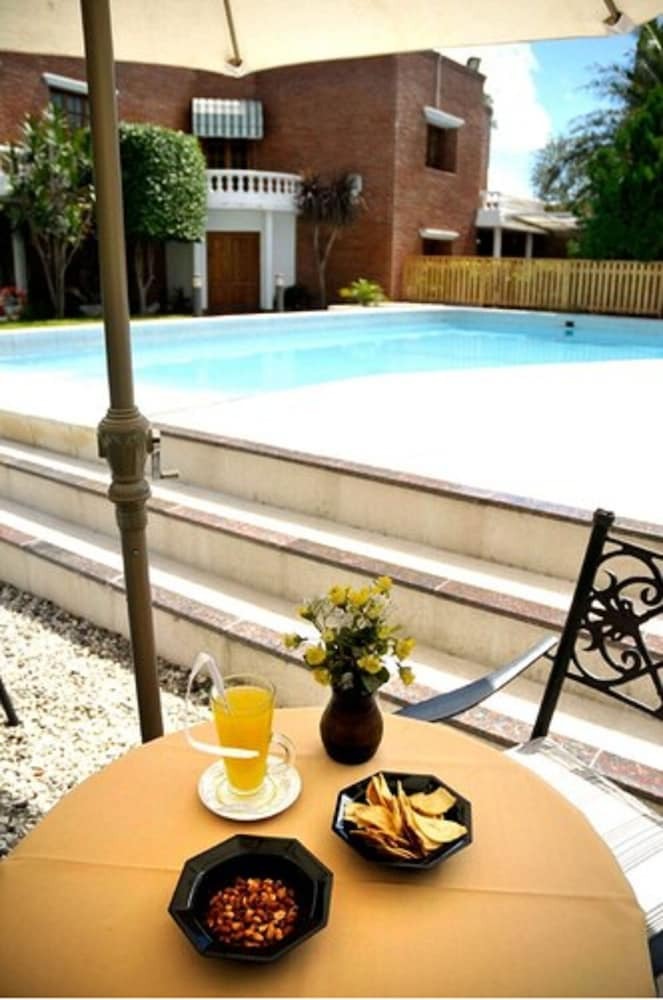 Yaguaron Hotel