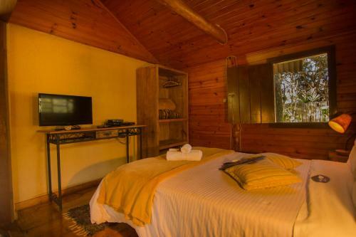 Hostal Canto Da Lua Chal�s E Api�rio