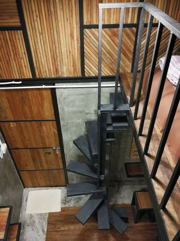 Hotel Husband & Wife Guesthouse