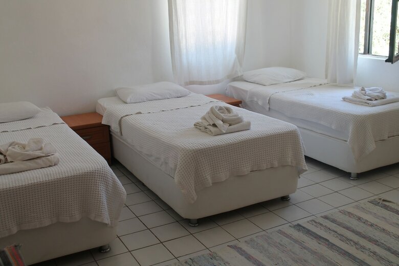 Lizo Hotel
