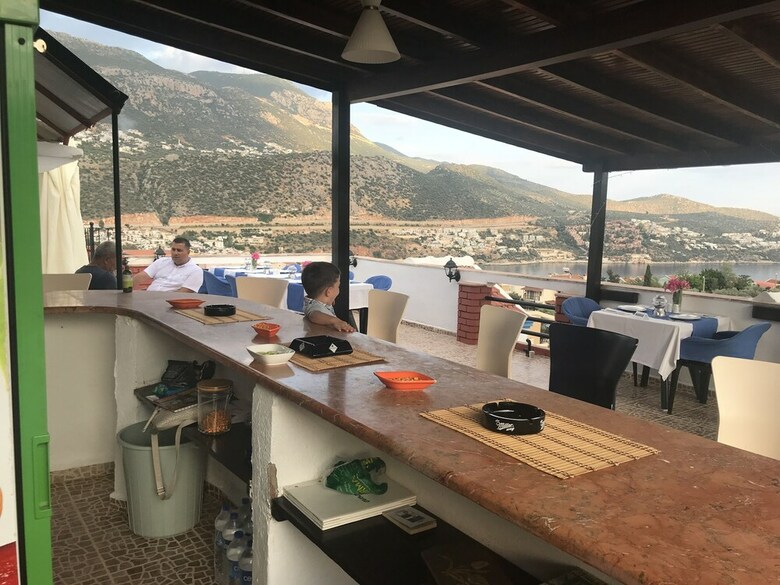 Lizo Hotel