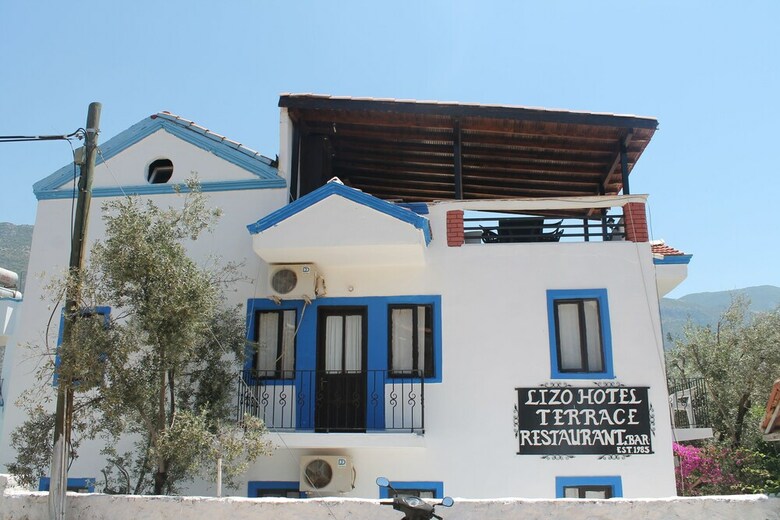 Lizo Hotel