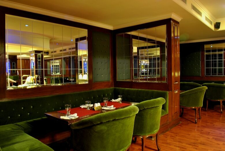 Dynasty Hotel