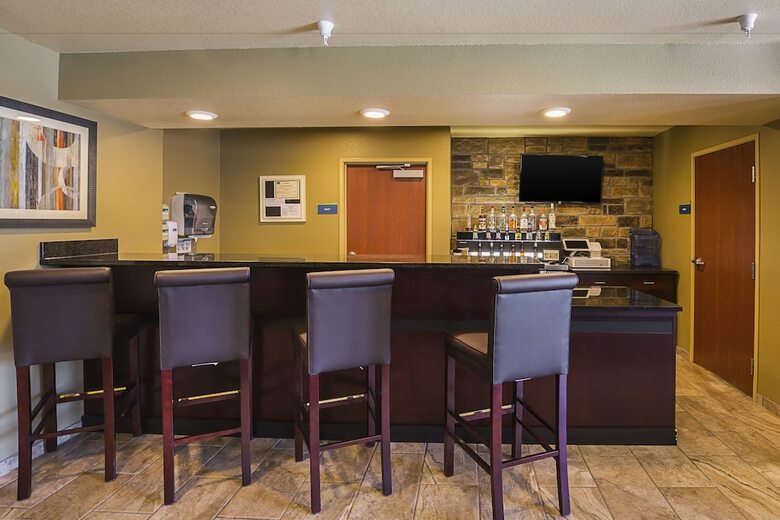 Hotel Cobblestone Inn & Suites - Lakin