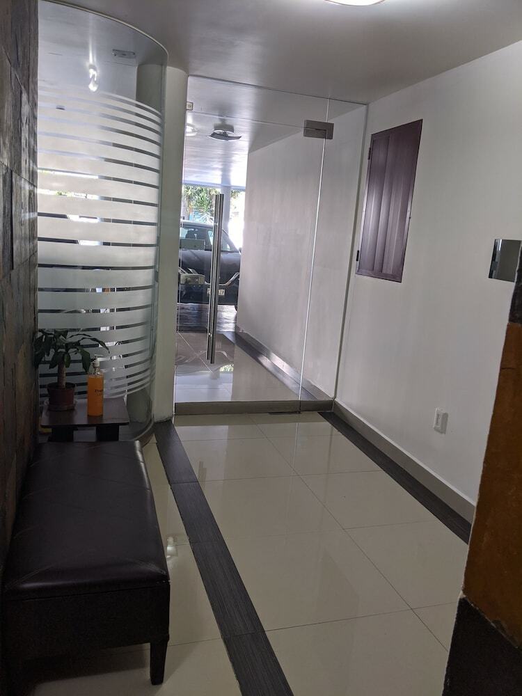 Apartamentos Grupo Kings Suites Alfredo De Musset