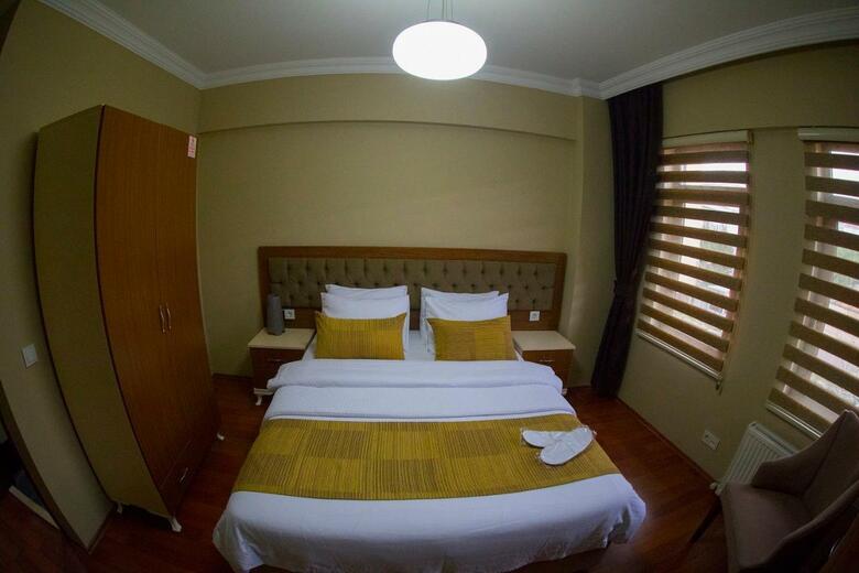 Hotel Ramparts
