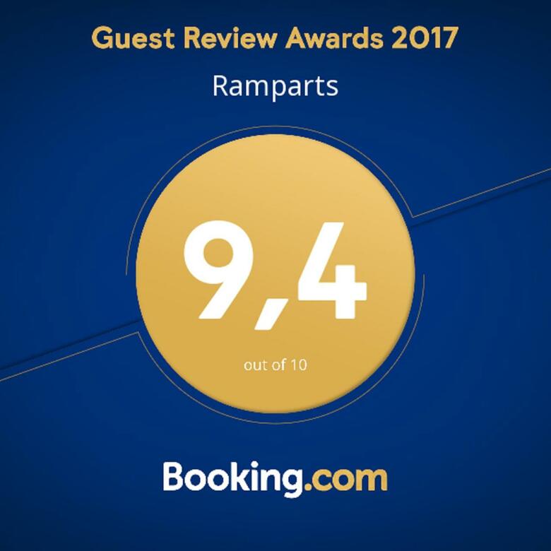 Hotel Ramparts