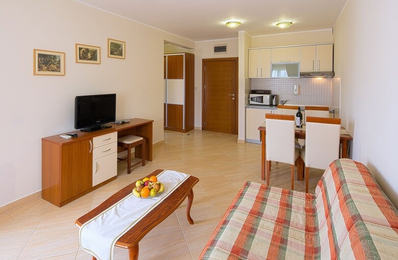 Apartments Holiday