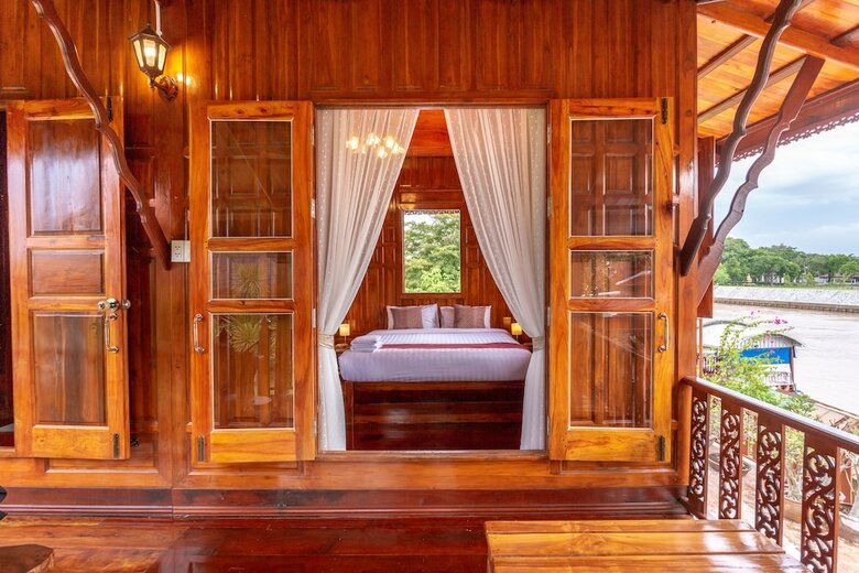 Hotel Athithara Homestay