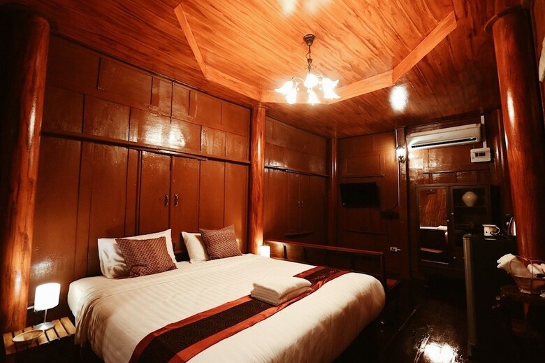 Hotel Athithara Homestay