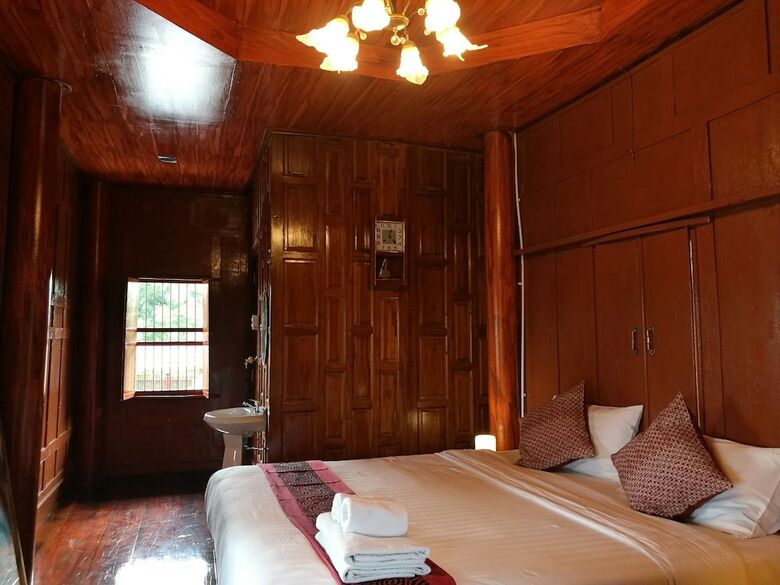 Hotel Athithara Homestay