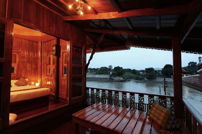 Hotel Athithara Homestay