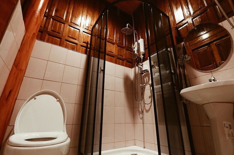 Hotel Athithara Homestay