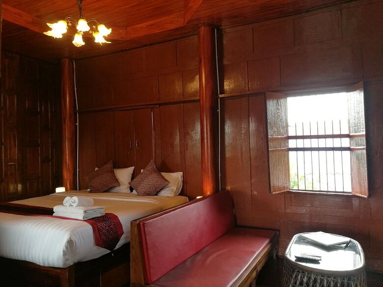 Hotel Athithara Homestay