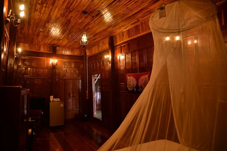 Hotel Athithara Homestay