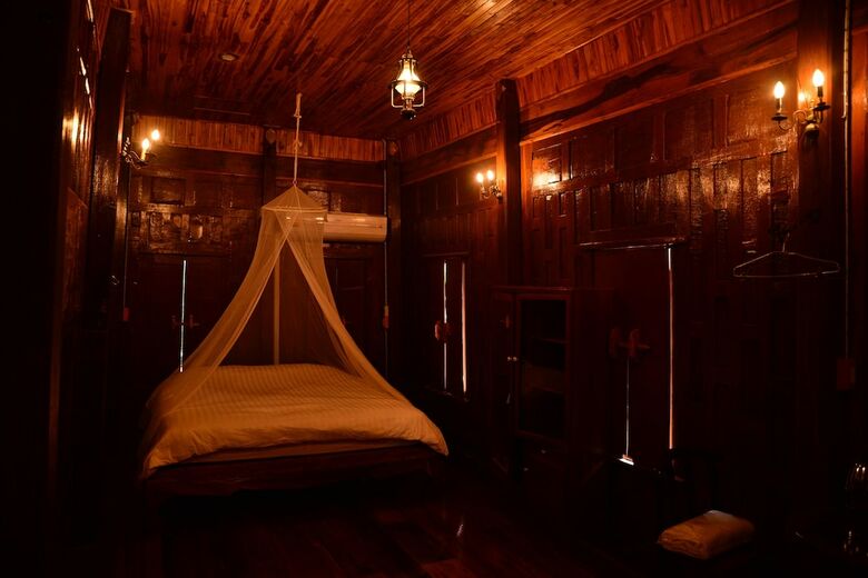 Hotel Athithara Homestay