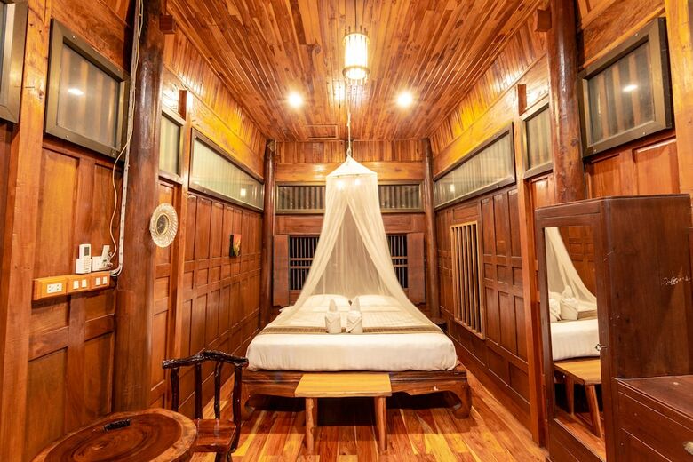 Hotel Athithara Homestay
