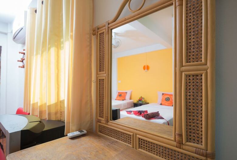 Hostal Green Hostel
