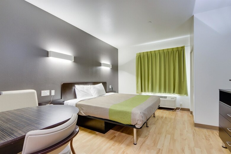 Hotel Studio 6 Muskogee