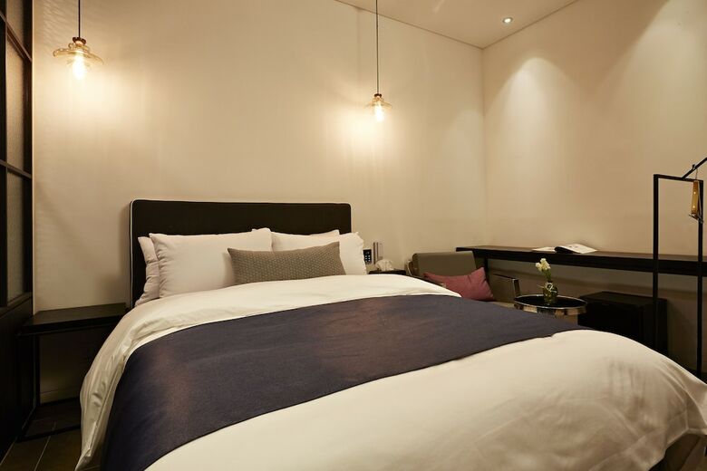 Raon Hotel