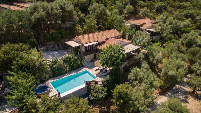 Arethousa Villas