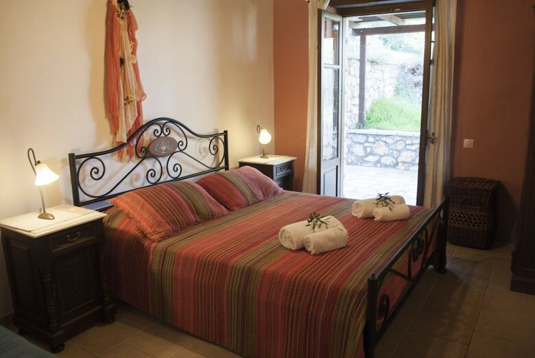 Arethousa Villas